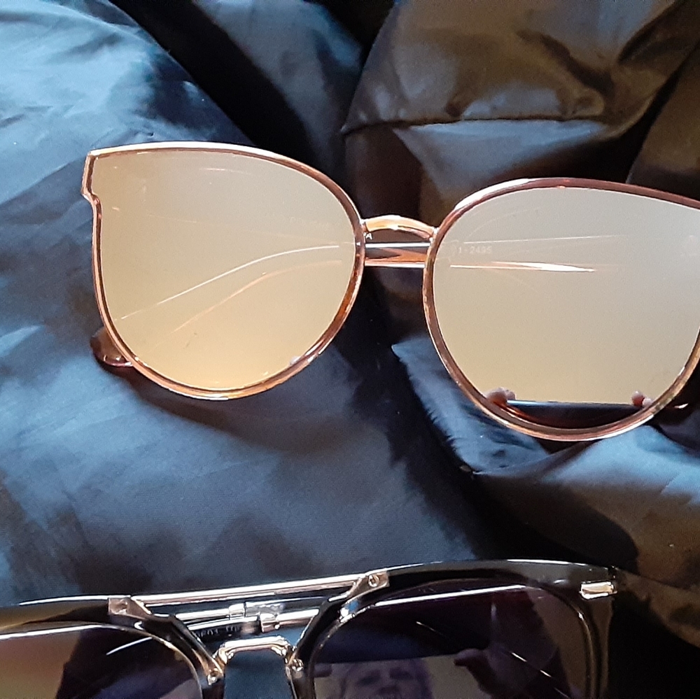 Womans sunglasses